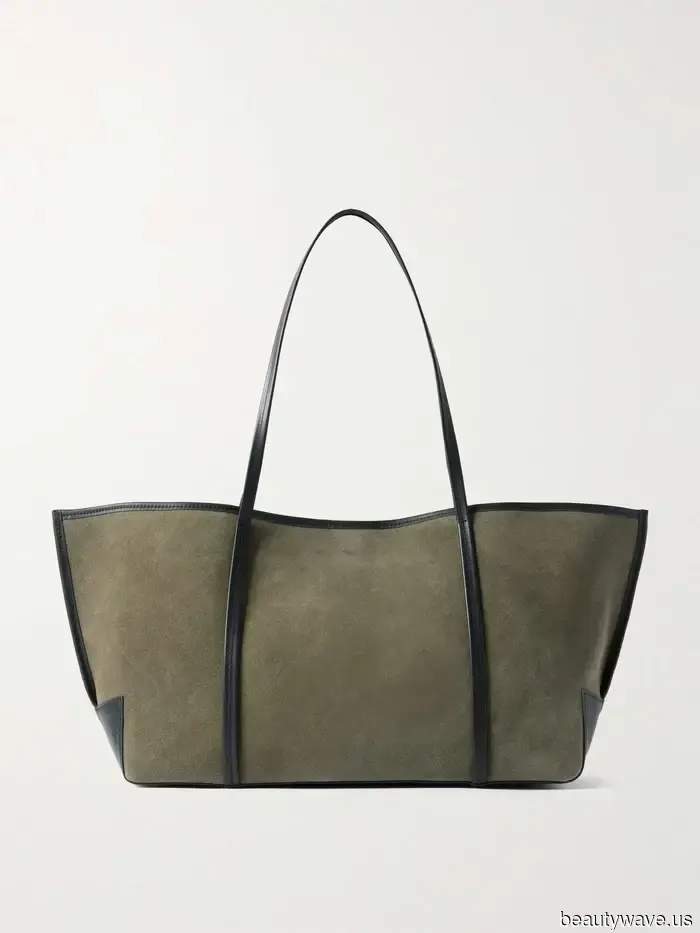 If you plan to wear leggings in 2025, please stick to styles like these, these, and these.