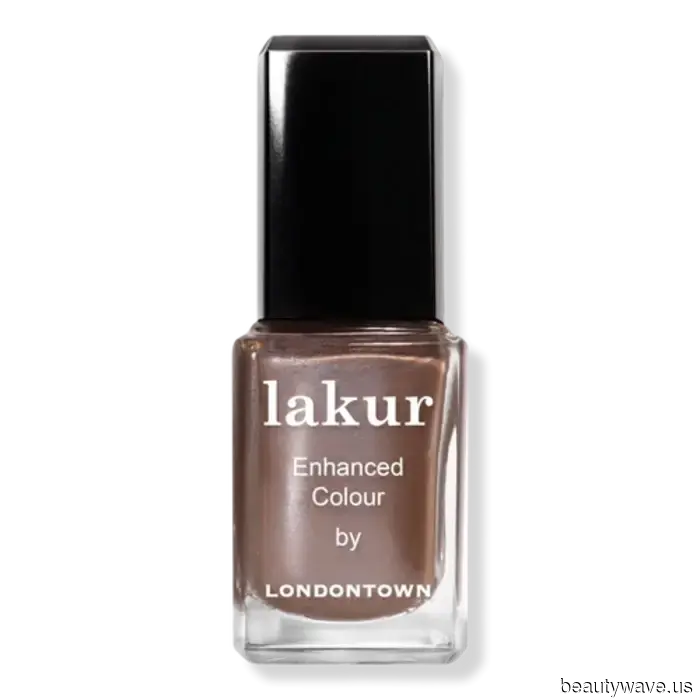 Cinnamon, Caramel, and Cocoa: I'm Currently Obsessed with Luxurious and Elegant Brown Manicures.