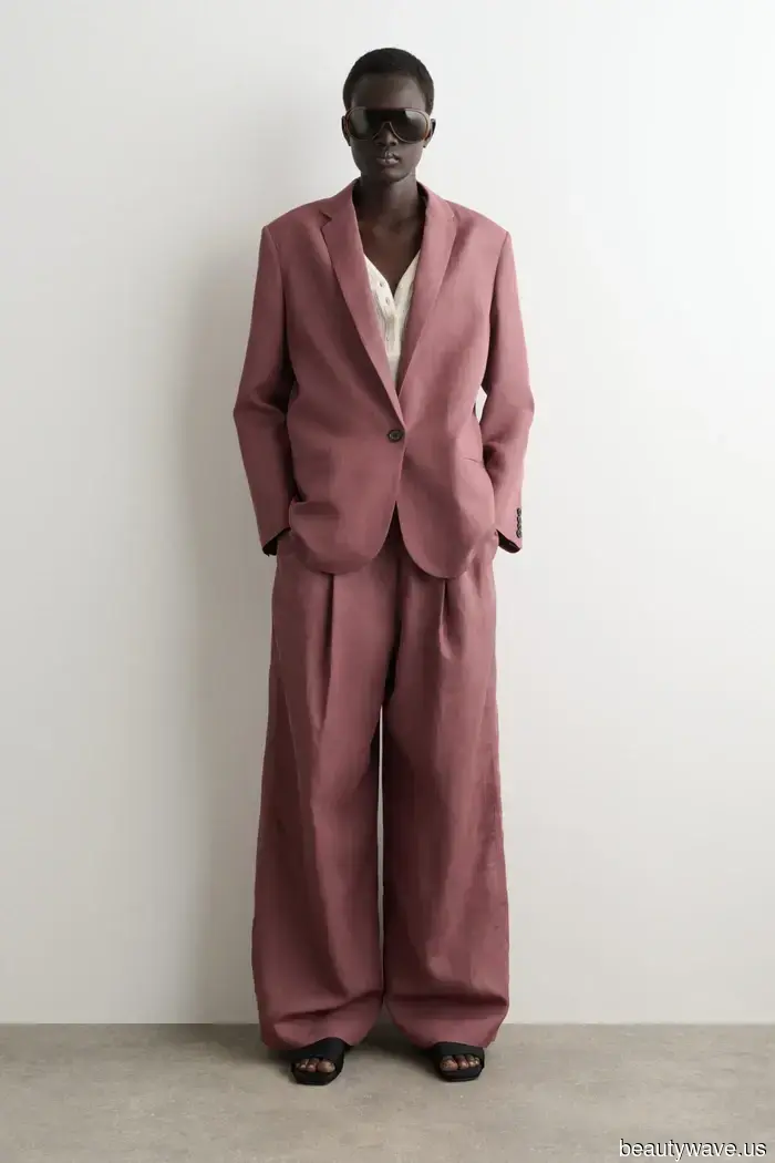 Apologies, Denim—Here are the 5 summer blazer trends to watch for in 2026.