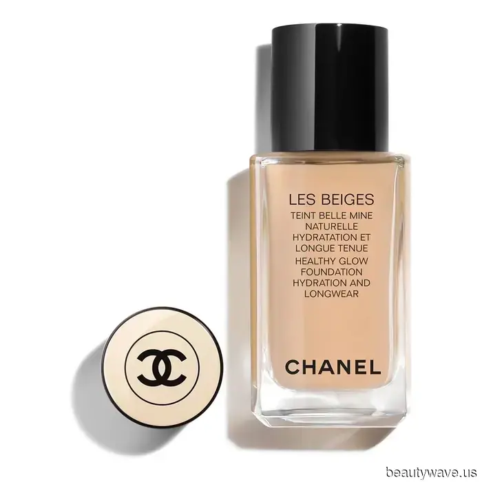 Beauty editors all concur—this bronzer is the best in the world.