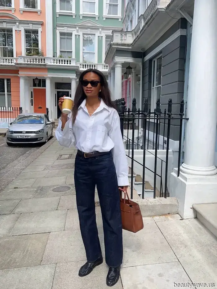 Farewell, Ballet Flats: This Fall, It Girls in London, NYC, and Paris Are Focusing on a New Trend in Flat Shoes Instead.