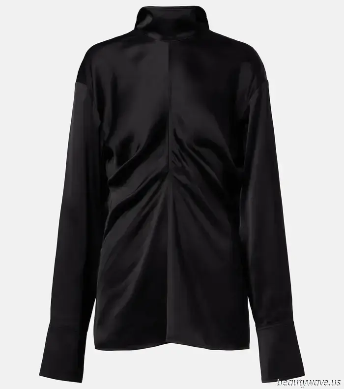 For a stylish look with jeans, skirts, or trousers, this elegant top is always the perfect choice.