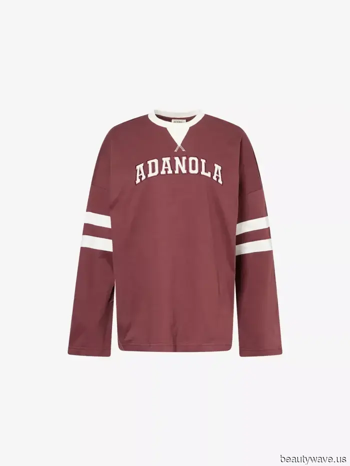 Absolutely, it is feasible to look fashionable while exercising—here are 5 activewear trends set to take over gyms in 2026.