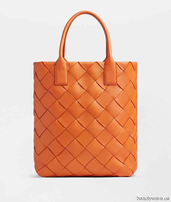 2025 was a remarkable year for celebrity fashion—these 11 couples stood out the most.