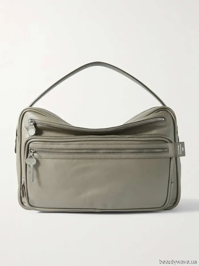 Ich weiß, dass du ein Mode-Mensch bist, wenn du eine dieser 7 Winter-Handtaschen-Trends trägst.