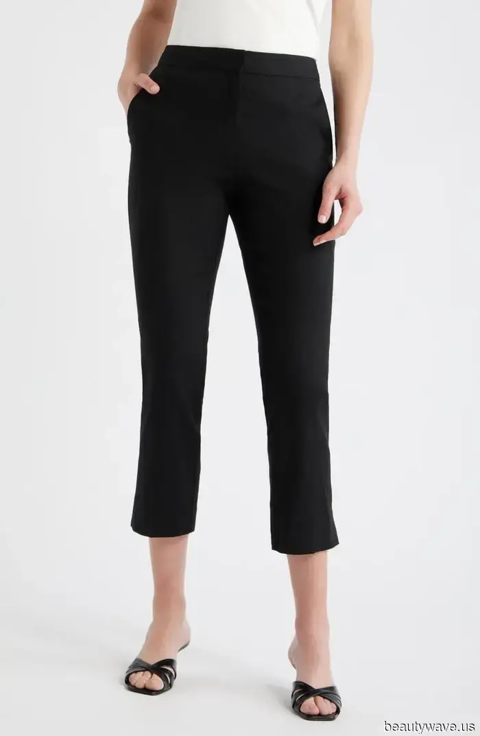To achieve a wealthy look in Capri leggings this summer, simply pair them with these two items.