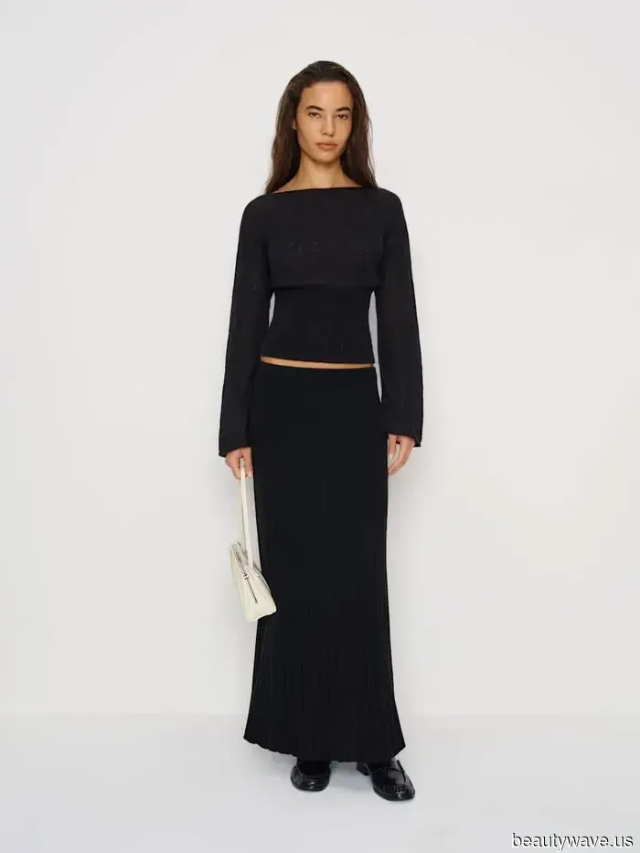 Reformation rara vez está en oferta&mdash;ahora su tricot más elegante tiene un 50% de descuento