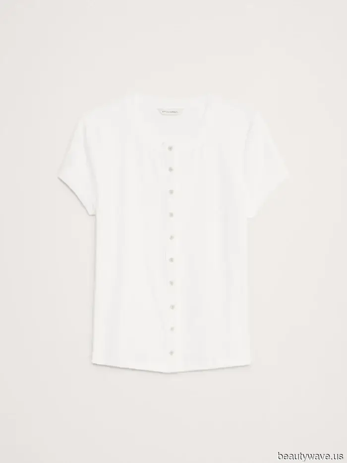 Diese einfache, von Modeexperten genehmigte Schichtungstechnik hat die Art und Weise verändert, wie ich meine Basics trage.