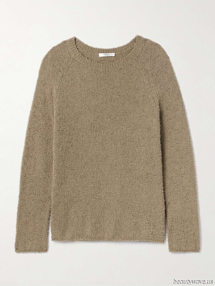 Chic women in Marseille and Cadaqués replace their cashmere sweaters with this lighter alternative every summer.