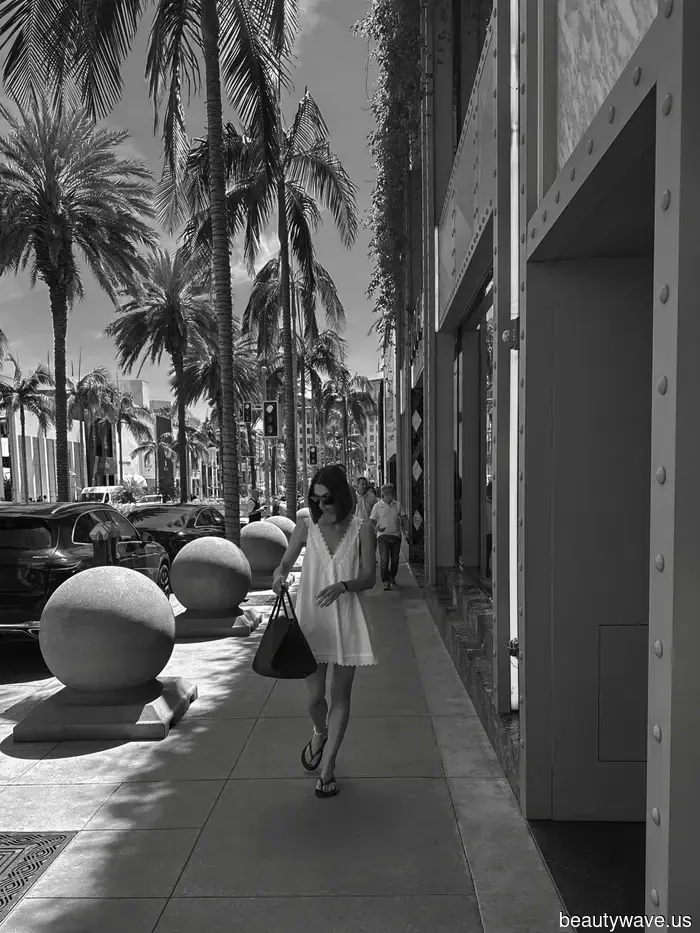 I'm an American residing in London, yet I will always consider these summer outfits from California to be stylish.