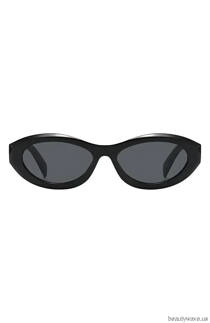 Neither Black nor Brown: This Is the Pant Shade I Noticed Fashion Enthusiasts Sporting from Paris to London.