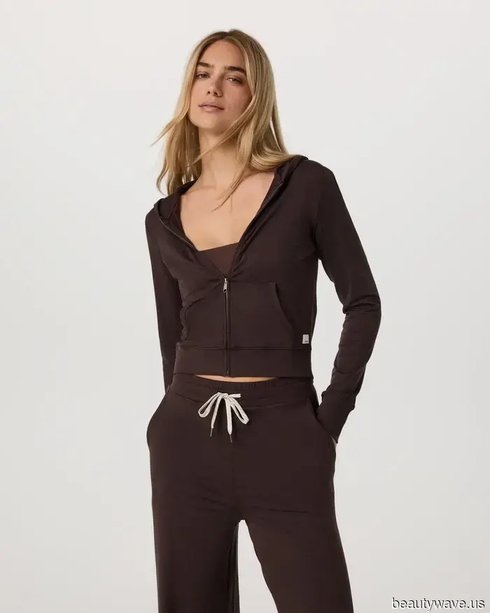 4 Piezas de Ropa Deportiva que la Gente en L.A. y NYC Está Abandonando&mdash;y sus Reemplazos de Chica Cool