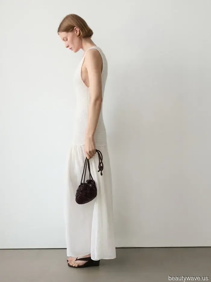 Visto en Cannes: El Zapato Elegante Que Hace Que Tu Sencillo Vestido de Verano Luzca Más Chic
