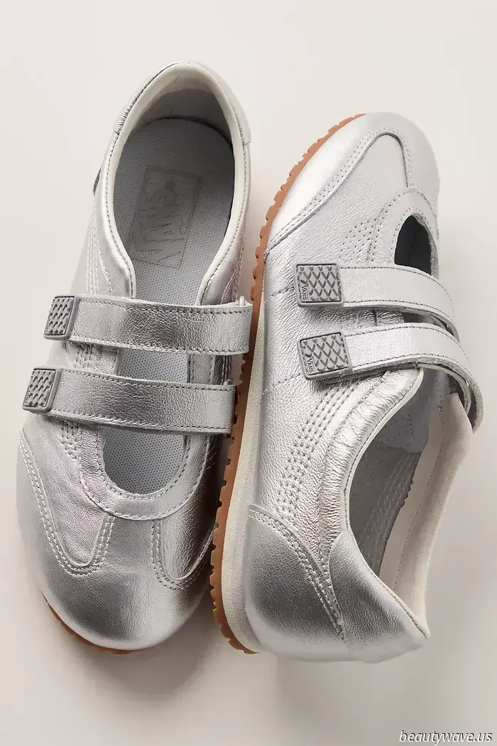 Ich dachte, dieser ausgefallene Schuhtrend sei tot, doch Prominente wie Lola Tung und Bella Hadid tragen ihn immer noch.