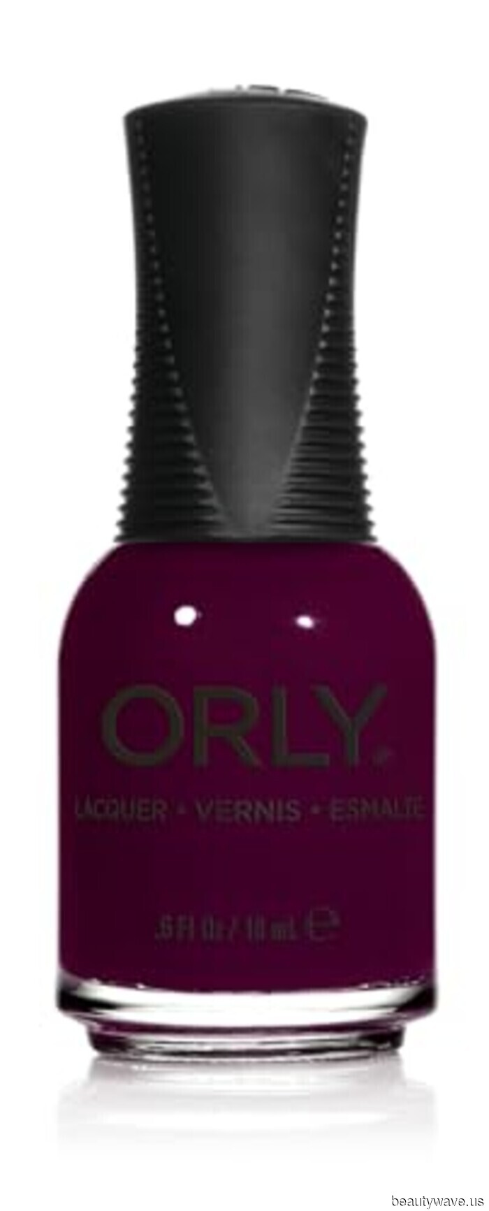 The 19 Chic Nail Colors Trendsetters Are Embracing This Fall (Along with the Ones They're Discreetly Phasing Out)