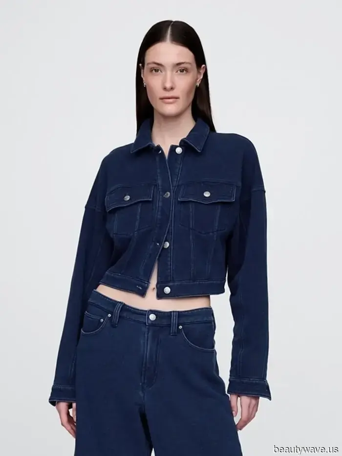 Gap проводит огромную распродажу&mdash;34 товара с глубокой скидкой, которые слишком хороши, чтобы быть правдой