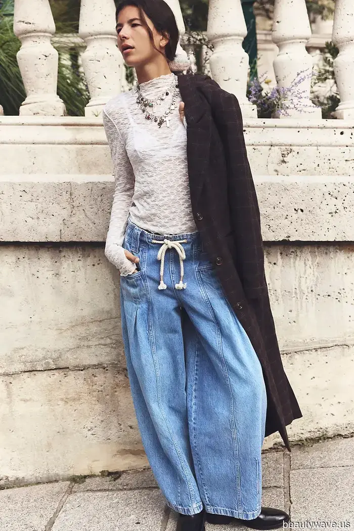 La sezione Saldi di Free People è piena di gemme&mdash;48 stili che penso dovresti vedere prima che esauriscano