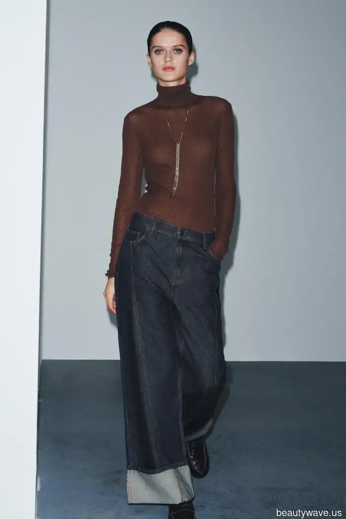 This denim wash will make you look like a fashionista this winter.