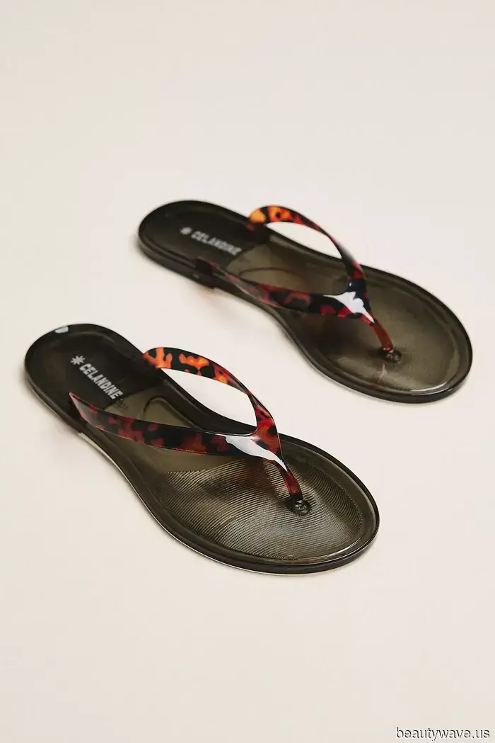 I’m originally from Florida and currently reside in New York City—here are the eight summer essentials I use both in the South and in the city.