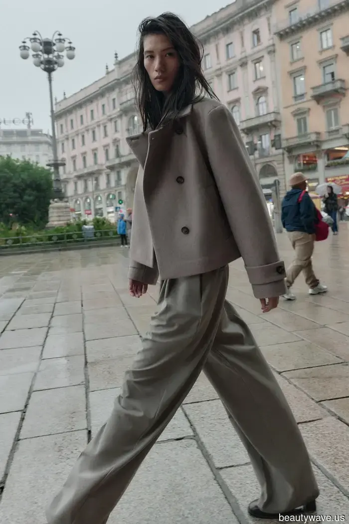 Las pasarelas de Nueva York, Londres, Milán y París confirmaron que estas 6 tendencias de abrigos serán importantes en 2026.