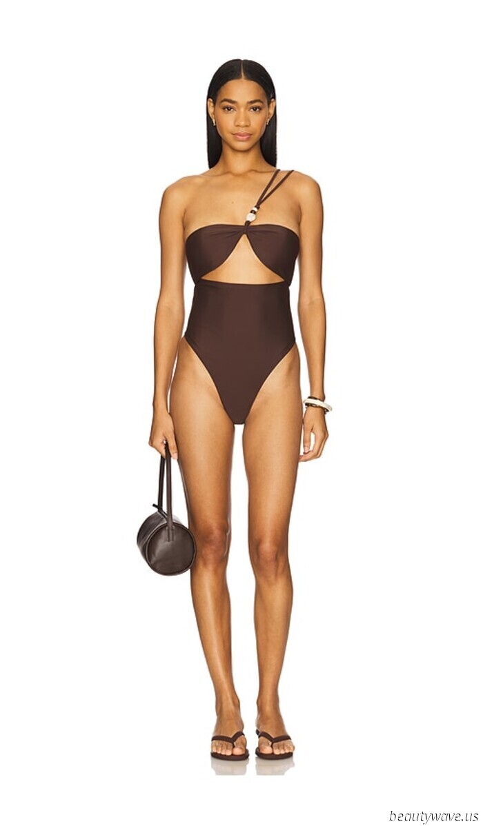 I'm getting my summer wardrobe ready—4 trends I'm purchasing from Revolve.