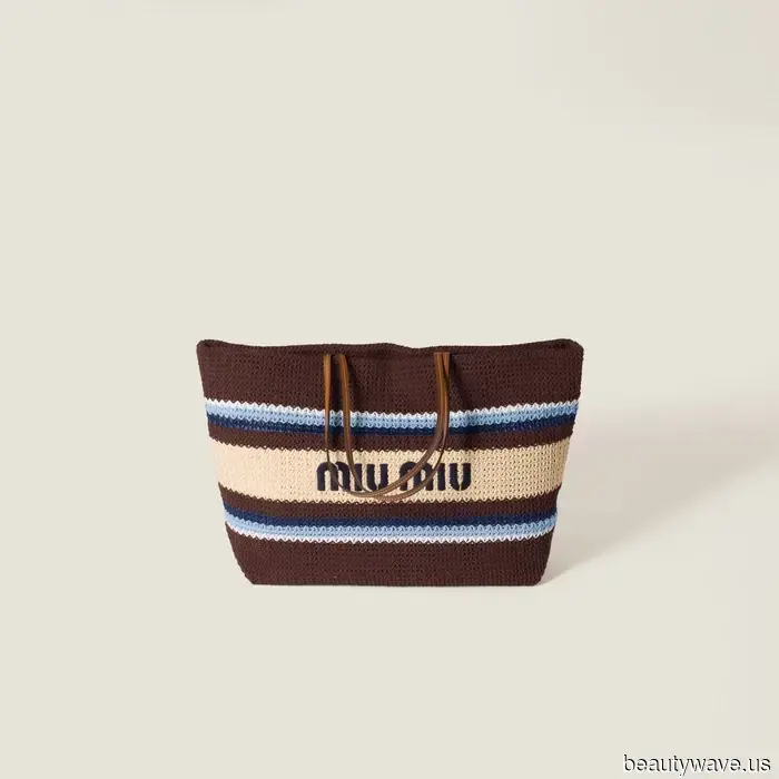 Neither Leather nor Suede—This Is the Sophisticated Bag Trend Stylish Women Revisit Each Summer