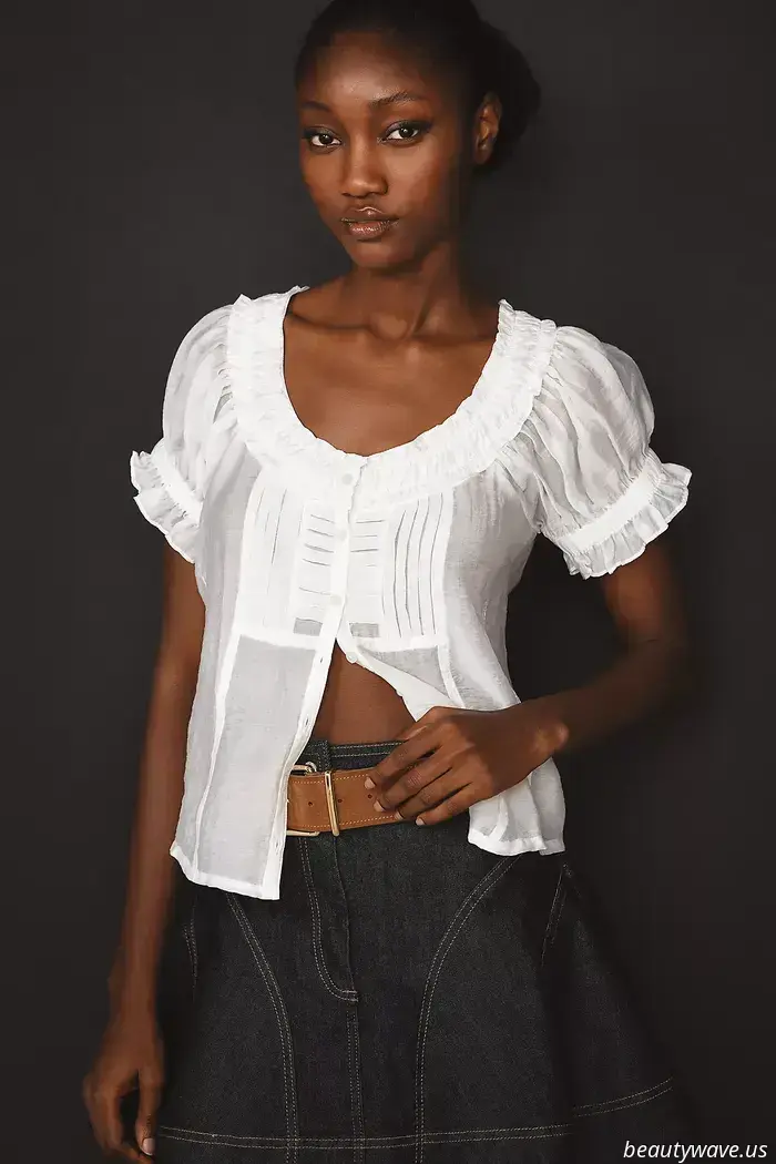 Apologies, tank tops—this summer I'll only be wearing lovely blouses paired with my shorts, skirts, and linen trousers.