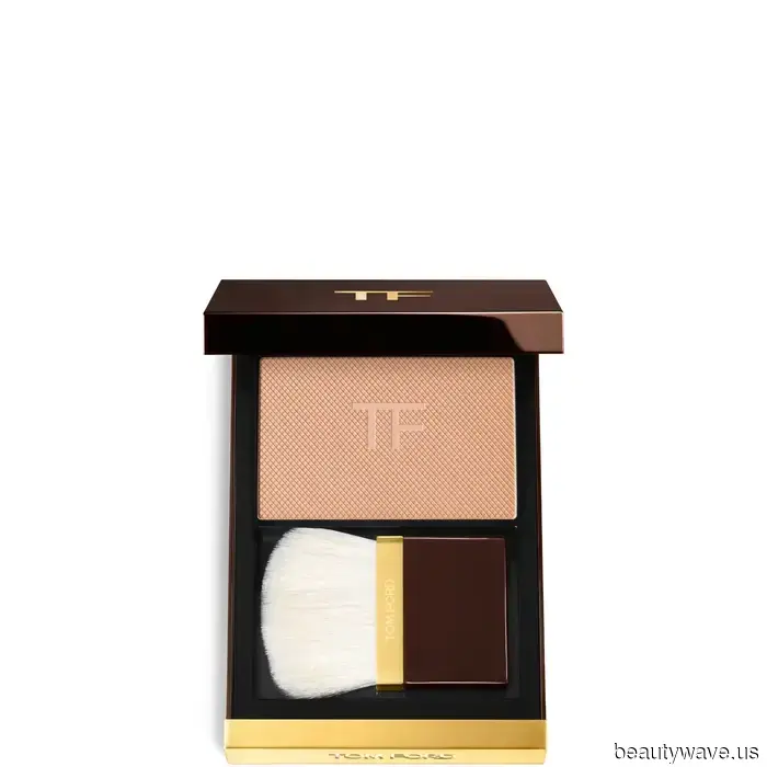 Confirmed: These 9 Makeup Items Make My Face Look Most Luxurious.