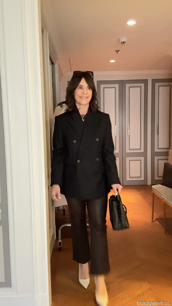 Ich bin eine ehemalige Einkäuferin von Nordstrom, und meine Tochter ist 30 Jahre jünger&mdash;wir haben beide diese 6 Artikel auf einer Reise getragen…