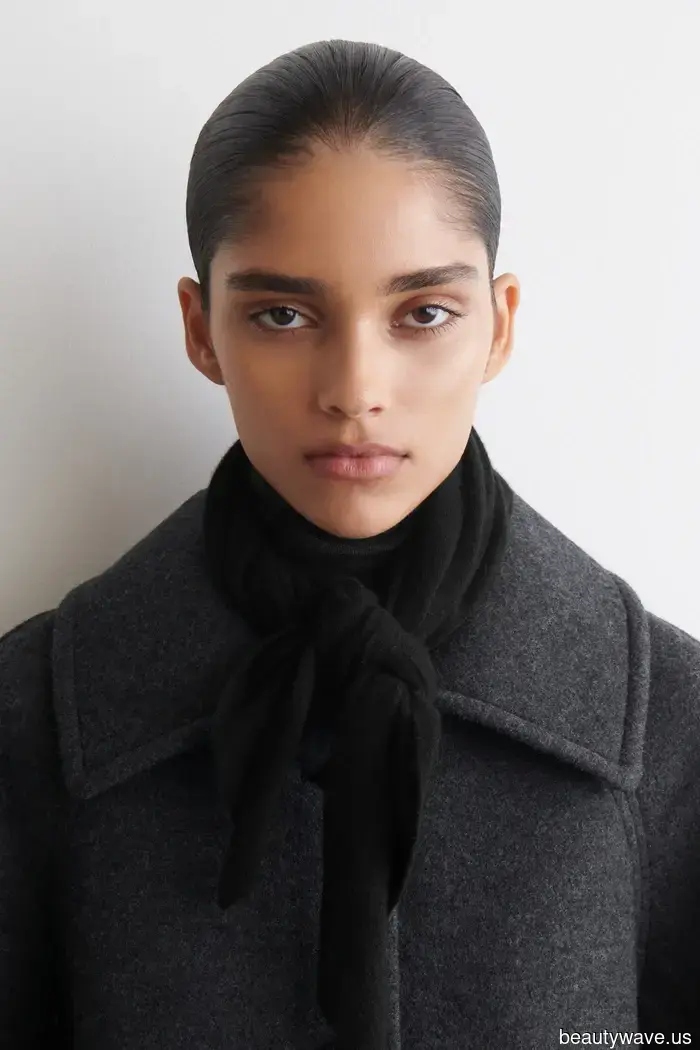 As a Fashion Editor residing in Paris, I highlight five spring microtrends that French women are already embracing.