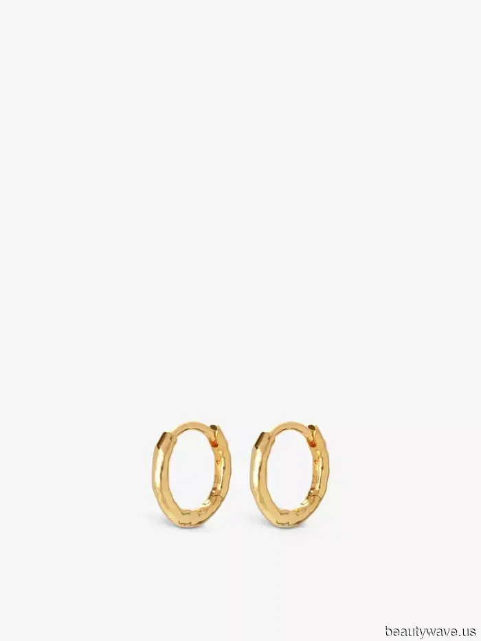 Pause on the Ankle Boots for a Moment—Every Luxe Winter Outfit I’ve Collected Highlights This Boot Trend…