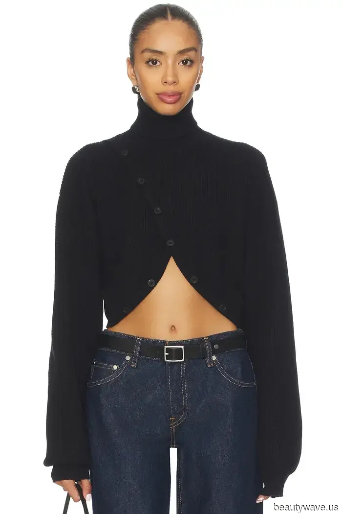 Emma Chamberlain ha appena indossato una tendenza controversa per ottobre e non preoccuparti—il mondo continua a girare