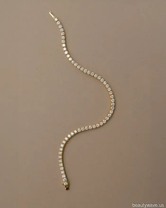 Sutil, Intencional, Atemporal: Tu Guía de Moda para Joyería Fina para Principiantes