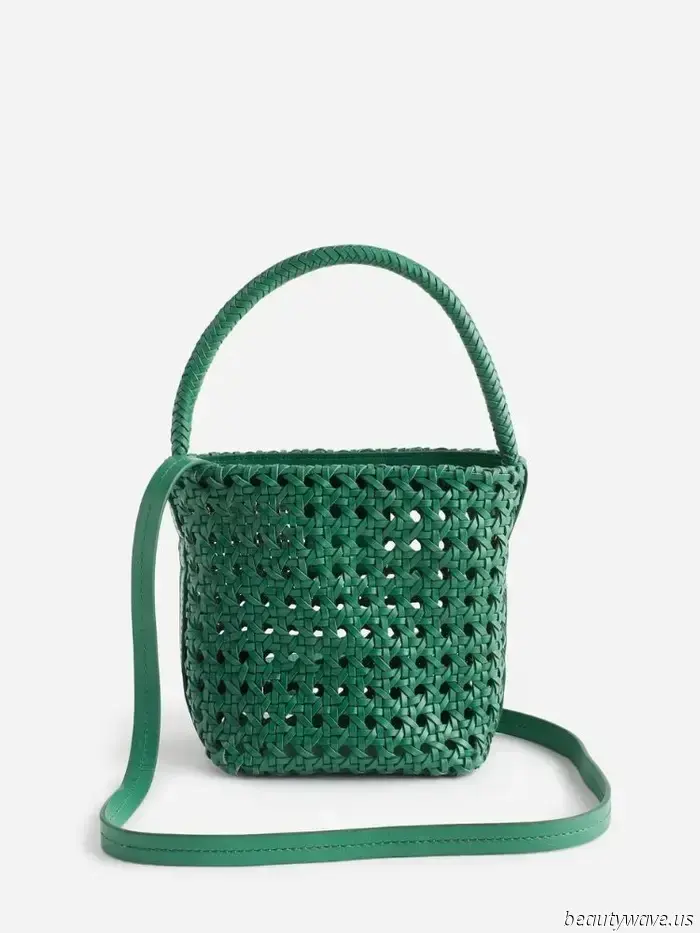 I'm a stylist—here are the 10 summer items I suggest to all my clients.