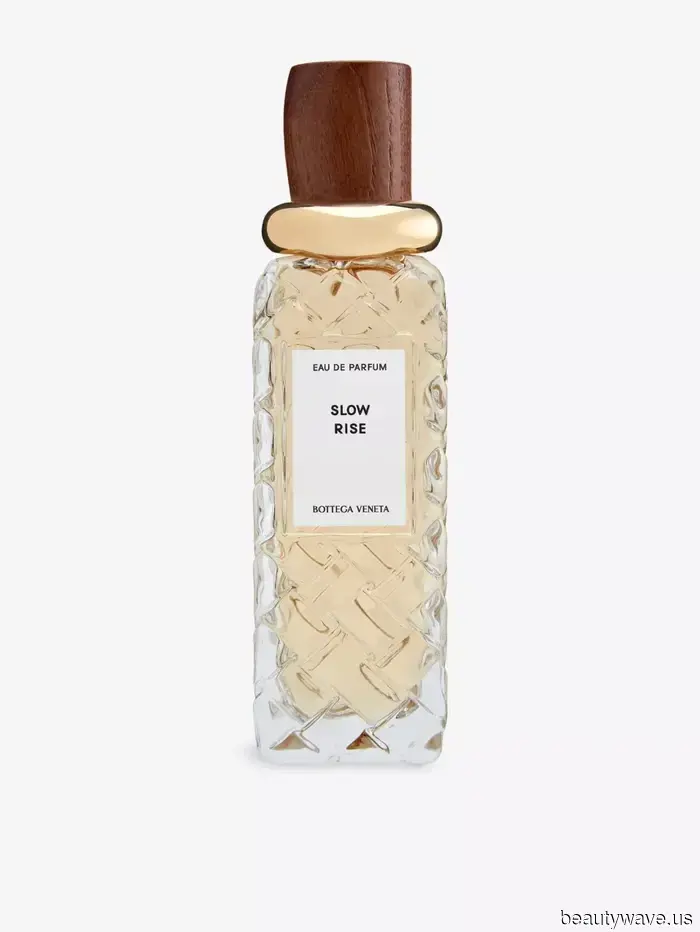 Non possiedo una borsa Bottega, ma questa fragranza mi fa sentire come se ne avessi una.