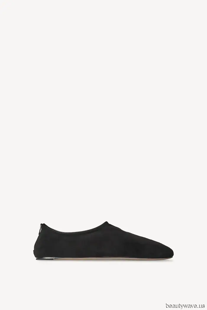 New The Row Alert! These Early Fall Bags and Shoes Are About to Cause a Stir