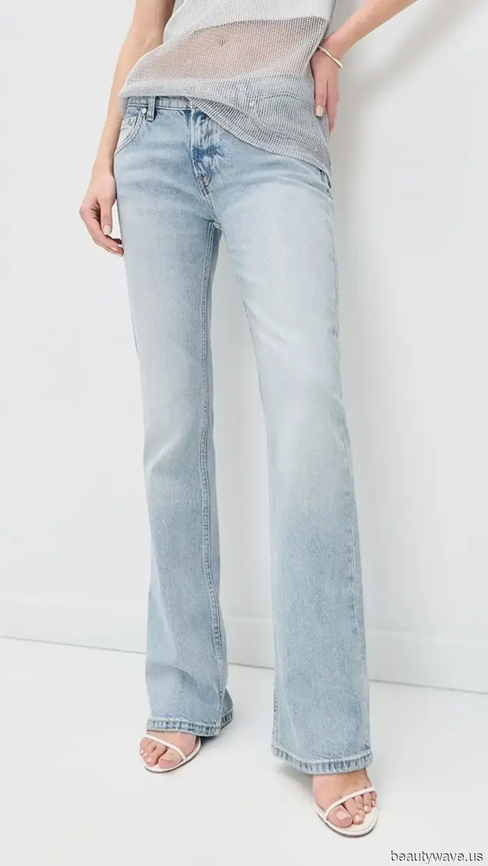 Die besten schwarzen Oberteile, die Sie in diesem Frühling mit Ihren Jeans tragen können