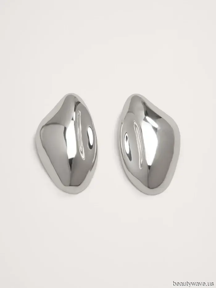 Зимние украшения — это не только серьги&mdash;5 классных трендов, которые можно носить с вашими свитерами и пальто