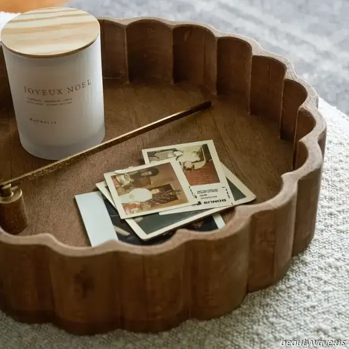 A "Purse Bowl" is the organizational hack for your entryway that you should definitely try.