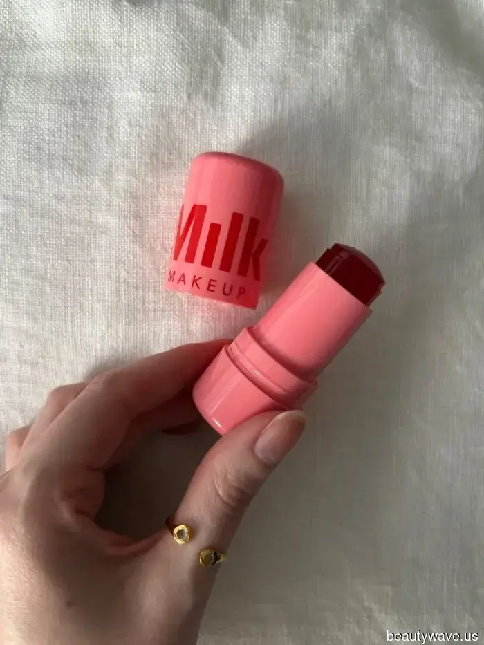 Hold on, I just found out how to achieve the simplest, most effortless-looking summer makeup.