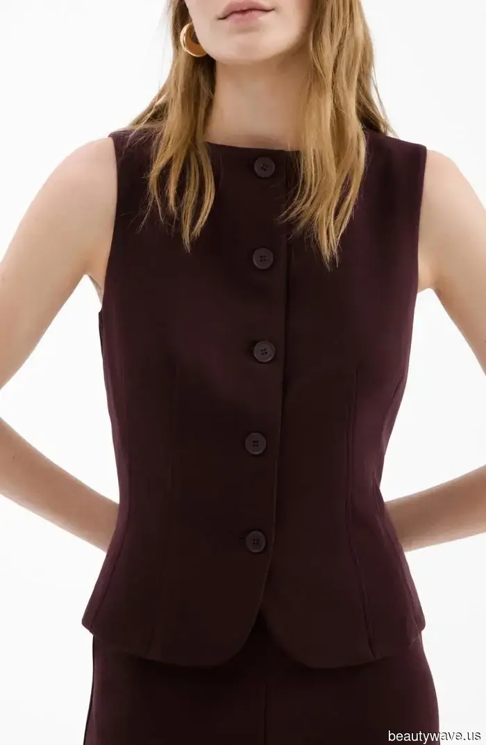 Pairing burgundy with black is fashionable, but stylish celebrities in their 50s opt to wear it with this color instead.