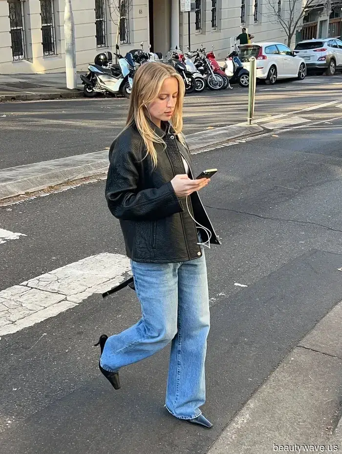 This timeless shoe is the Parisian's hidden trick for styling jeans with a polished look in the fall.