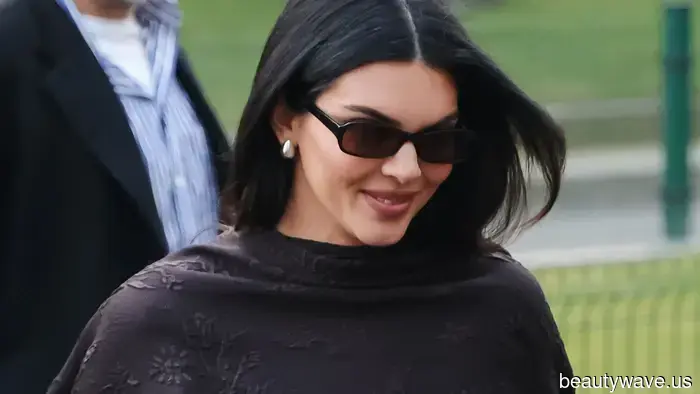 High-heeled pumps remain stylish, but Kendall's French-girl alternative style pairs better with dark-wash denim.