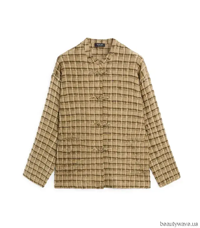 Il plaid per l'autunno non è rivoluzionario, ma questi 30 pezzi cool lo sono.