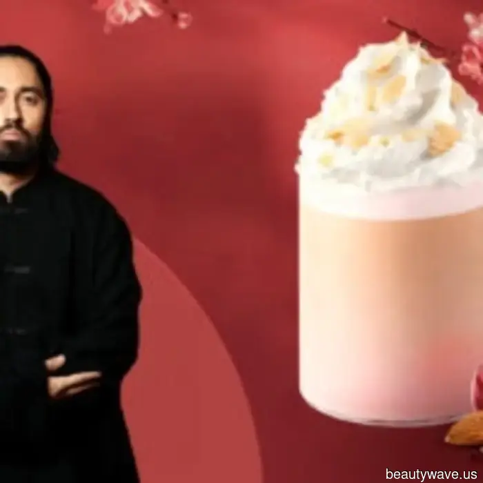 Тонкий «намек»: ведущий лирик страны МОТ в STARS COFFEE.