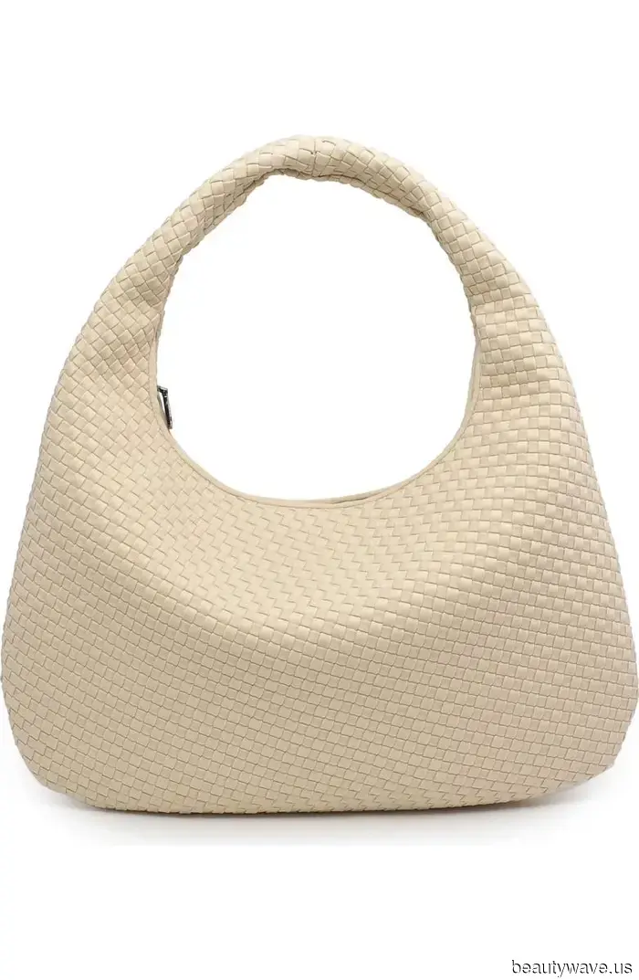 Questa è la gonna che le persone della moda indosseranno nei prossimi 3 mesi.