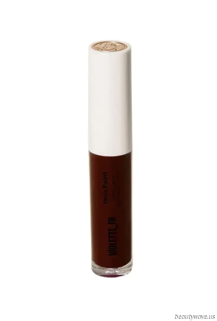 This Lip Stain Is the French-Girl Beauty Item I’ve Been Lacking.