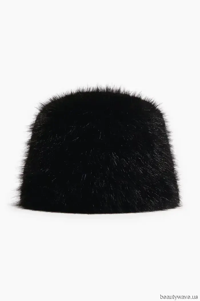 I Dedicated a Week to Styling a Pillbox Hat, and Now I'll Never Ignore These 3 "Guidelines."