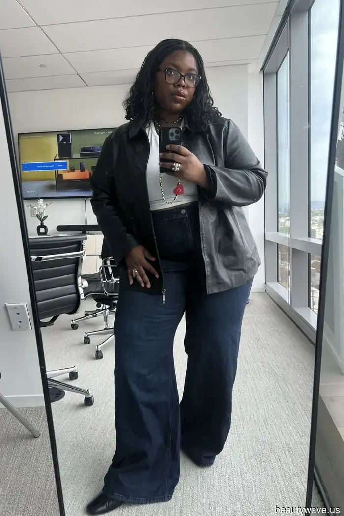 The 24 Top Wide-Leg Jeans to Buy This Season, Recommended by Fashion Editors