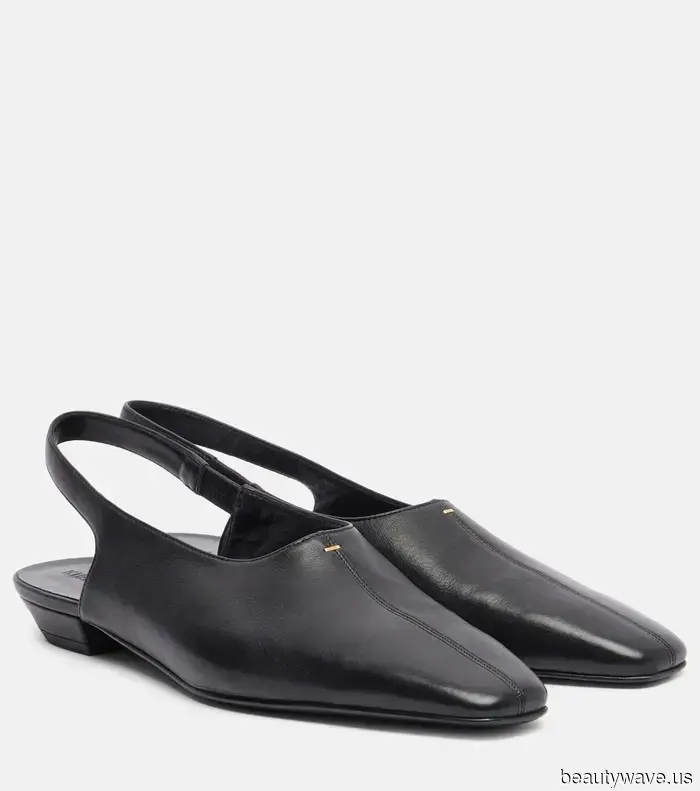 Sorry, I never pair these jeans with flats—these five denim and shoe combinations are more in style.